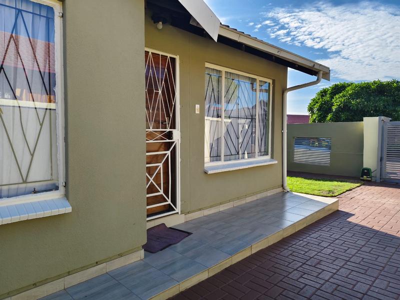 3 Bedroom Property for Sale in Geelhoutpark North West